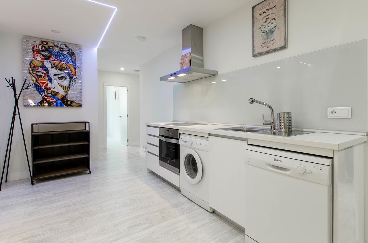 Bookinmadrid Com - Cascorro Sq 18 Pax 아파트 외부 사진