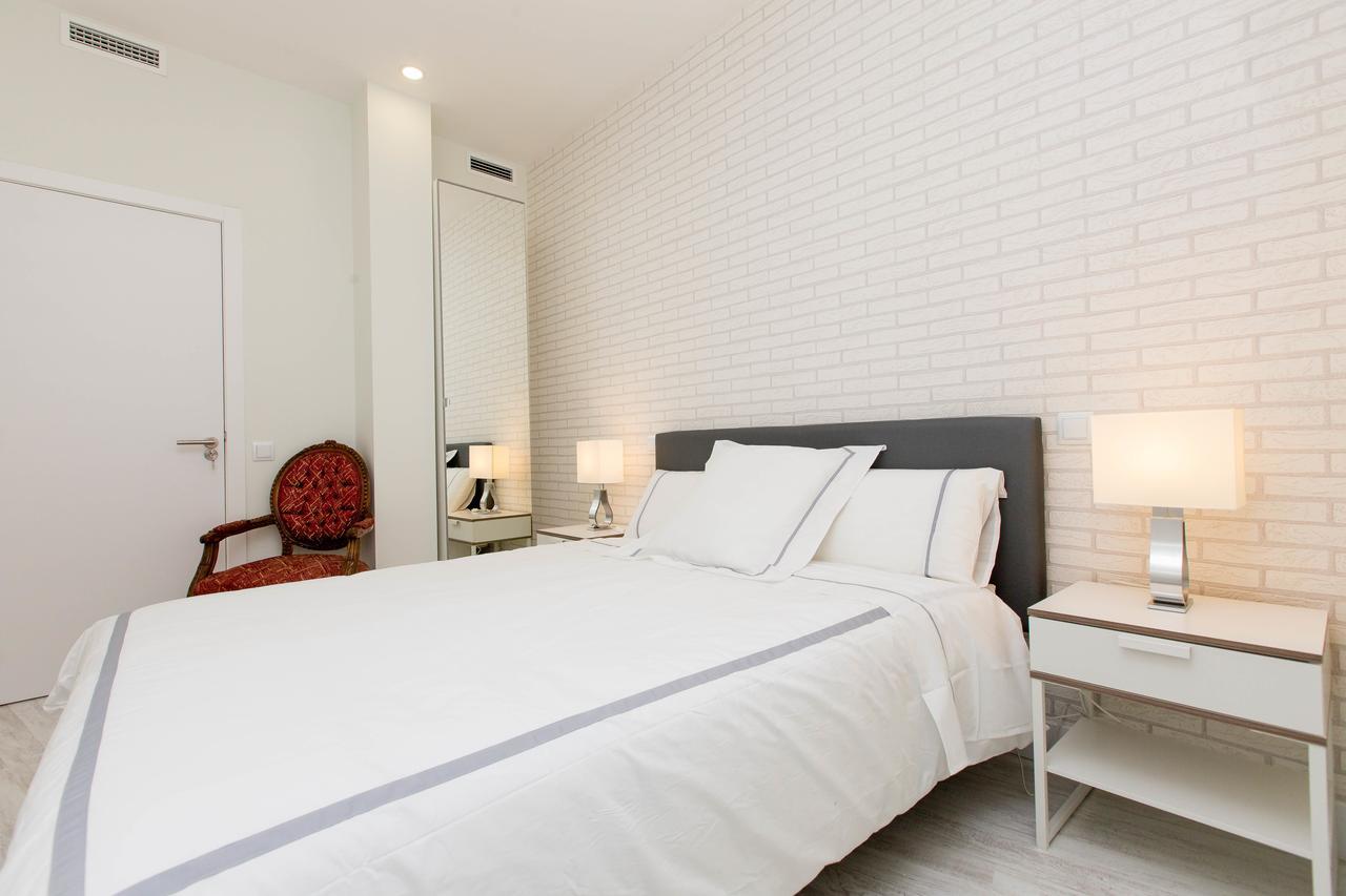 Bookinmadrid Com - Cascorro Sq 18 Pax 아파트 외부 사진