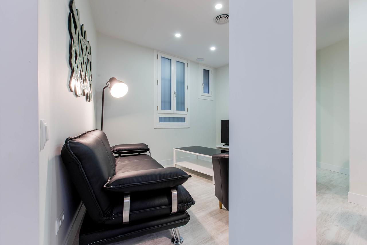 Bookinmadrid Com - Cascorro Sq 18 Pax 아파트 외부 사진