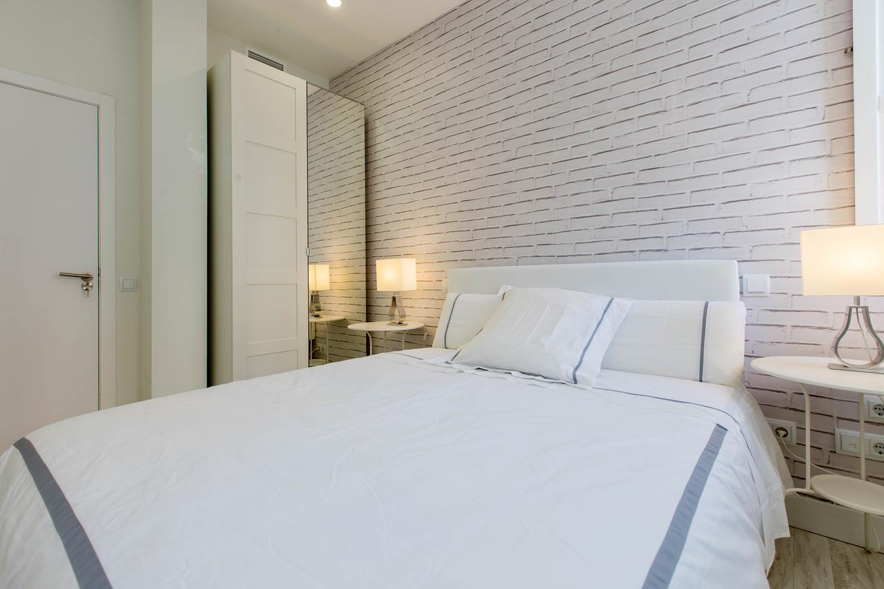 Bookinmadrid Com - Cascorro Sq 18 Pax 아파트 외부 사진